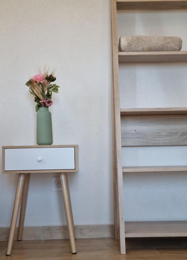 Chez Dume Apartment Bonifacio  Ngoại thất bức ảnh